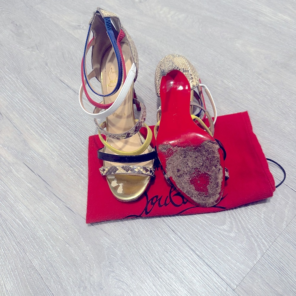 Christian Lou out in